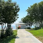 Сasa de vacaciones “golf And Sun” Family Balchik