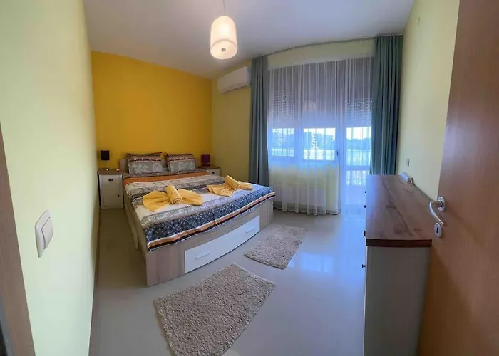 “golf And Sun” Family Holiday home Balchik